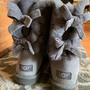 Corduroy Bailey bow uggs